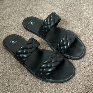 Size 9 womens sandals